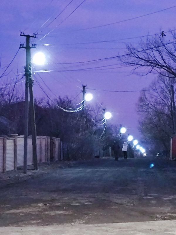 Восстановили освещение и благоустроили дорогу по ул. Ломоносова Восстановили освещение и благоустроили дорогу по ул. Ломоносова