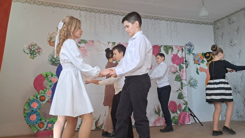 Праздничный концерт, посвященный Международному Женскому дню 8 Марта Праздничный концерт, посвященный Международному Женскому дню 8 Марта
