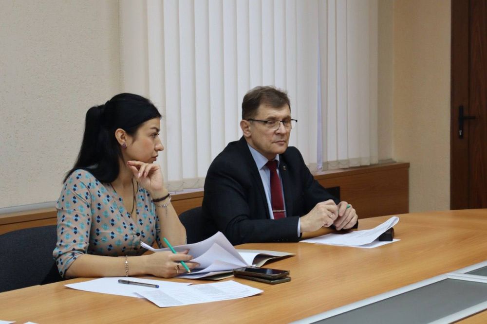 Роман Лысенко: Принял участие в заседании рабочей группы межведомственной комиссии Луганской Народной Республики по противодействию нелегальной занятости на территории городского округа город Алчевск Роман Лысенко: Принял участие в заседании рабочей группы межведомственной комиссии Луганской Народной Республики по противодействию нелегальной занятости на территории городского округа город Алчевск