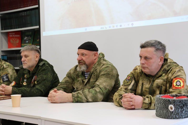 В Свердловской городской библиотеке рассказали об истоках зарождения казачества в округе В Свердловской городской библиотеке рассказали об истоках зарождения казачества в округе