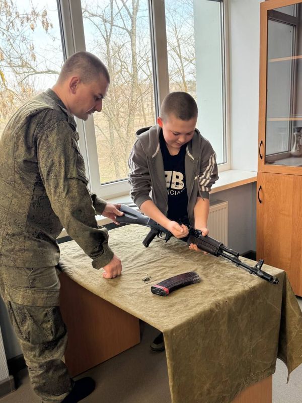 Военно-патриотическое воспитание молодёжи Марковского округа Военно-патриотическое воспитание молодёжи Марковского округа
