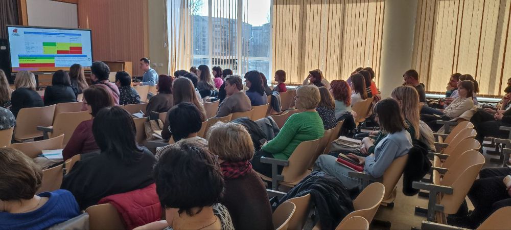 Олег Коваль: Находясь с рабочим визитом в Старобельском муниципальном округе встретился с педагогами района Олег Коваль: Находясь с рабочим визитом в Старобельском муниципальном округе встретился с педагогами района