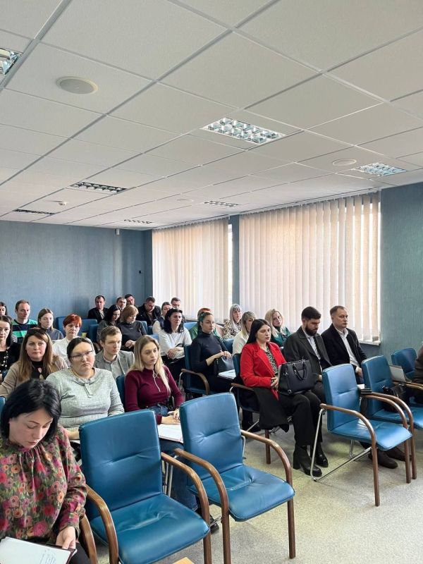 12.03.2025 в Минюсте ЛНР состоялся семинар-совещание по вопросам подготовки и оформления проектов нормативных правовых актов 12.03.2025 в Минюсте ЛНР состоялся семинар-совещание по вопросам подготовки и оформления проектов нормативных правовых актов