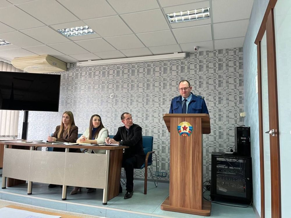 12.03.2025 в Минюсте ЛНР состоялся семинар-совещание по вопросам подготовки и оформления проектов нормативных правовых актов 12.03.2025 в Минюсте ЛНР состоялся семинар-совещание по вопросам подготовки и оформления проектов нормативных правовых актов