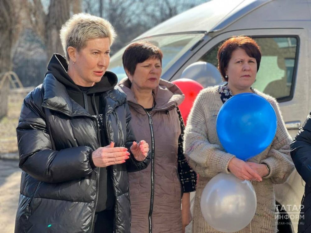 Ольга Павлова помогает образовательным учреждениям Лисичанска (ЛНР) Ольга Павлова помогает образовательным учреждениям Лисичанска (ЛНР)