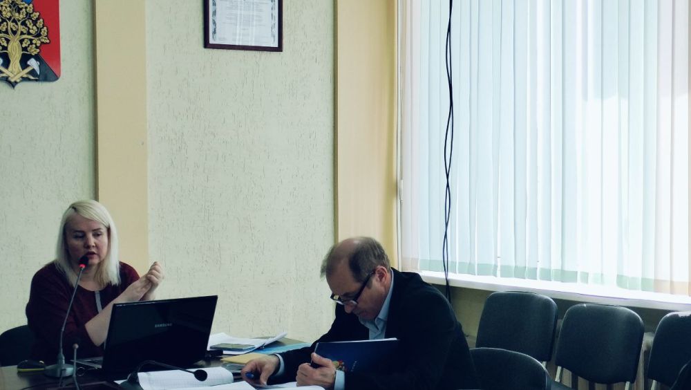 Сегодня в Администрации городского округа состоялось совещание с руководителями учебных учреждений и ответственными лицами по вопросу организации процесса участия волонтеров в голосовании за объекты благоустройства в рамках... Сегодня в Администрации городского округа состоялось совещание с руководителями учебных учреждений и ответственными лицами по вопросу организации процесса участия волонтеров в голосовании за объекты благоустройства в рамках...