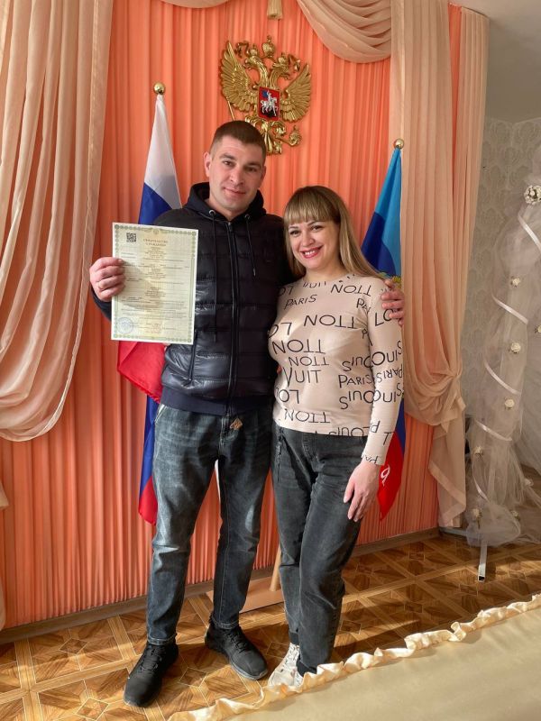 Регистрация 100 записи акта о рождении состоялась в Жовтневом районном отделе ЗАГС Минюста ЛНР Регистрация 100 записи акта о рождении состоялась в Жовтневом районном отделе ЗАГС Минюста ЛНР