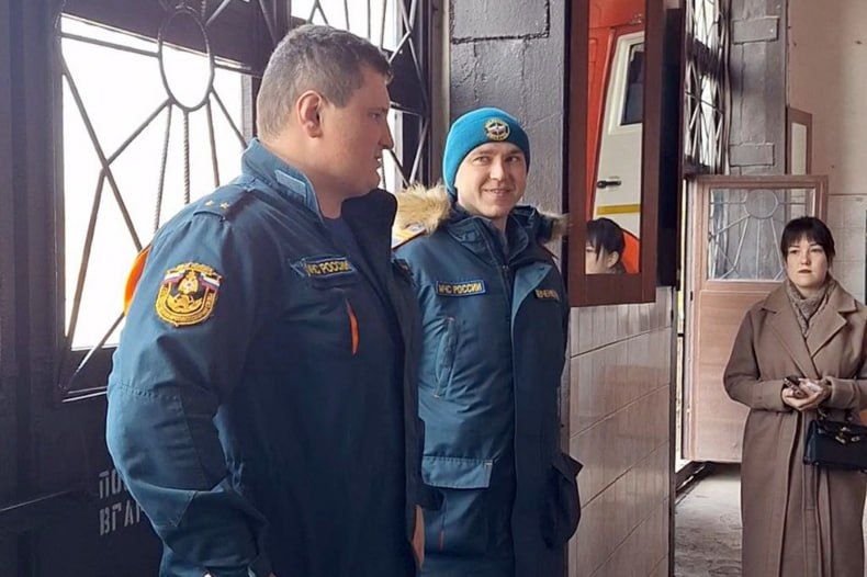 Учащиеся Свердловского лицея побывали с экскурсией в МЧС Учащиеся Свердловского лицея побывали с экскурсией в МЧС