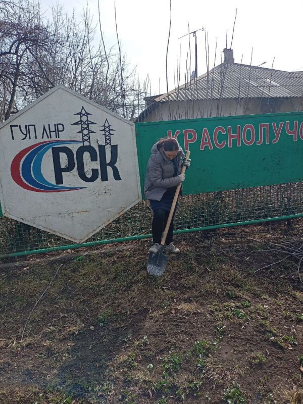 К весенним субботникам активно присоединяются новые участники К весенним субботникам активно присоединяются новые участники