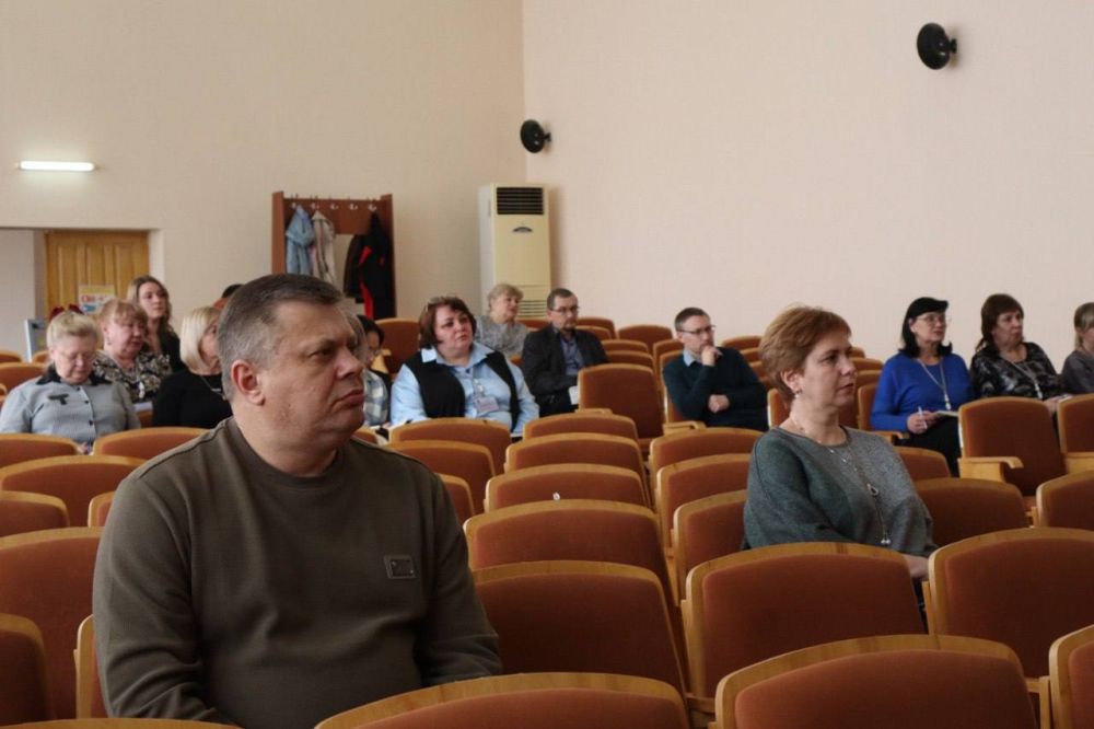 Роман Лысенко: Депутатами Совета городского округа город Алчевск был заслушан отчёт исполняющего обязанности начальника отдела МВД России «Алчевский» подполковника полиции Андрея Набоки по итогам проделанной работы за 2024... Роман Лысенко: Депутатами Совета городского округа город Алчевск был заслушан отчёт исполняющего обязанности начальника отдела МВД России «Алчевский» подполковника полиции Андрея Набоки по итогам проделанной работы за 2024...