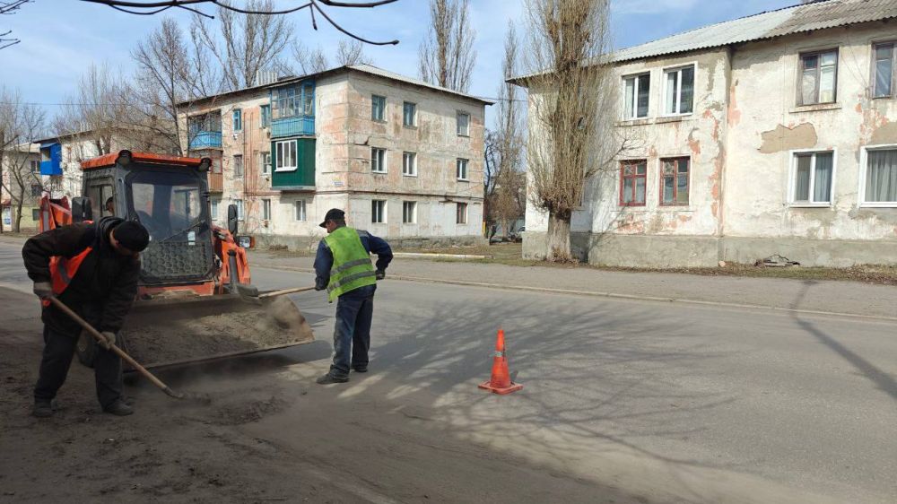 Виктория Сергеева: Коммунальщики в действии Виктория Сергеева: Коммунальщики в действии