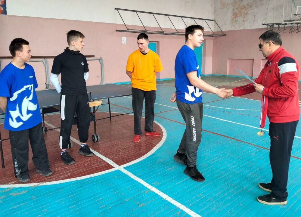 Состоялся открытый турнир по настольному теннису «Быстрая ракетка» среди учащихся Лутугинского колледжа Состоялся открытый турнир по настольному теннису «Быстрая ракетка» среди учащихся Лутугинского колледжа