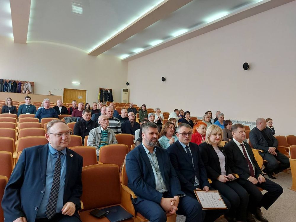 Роман Лысенко: Искренние поздравления с профессиональным праздником! Роман Лысенко: Искренние поздравления с профессиональным праздником!