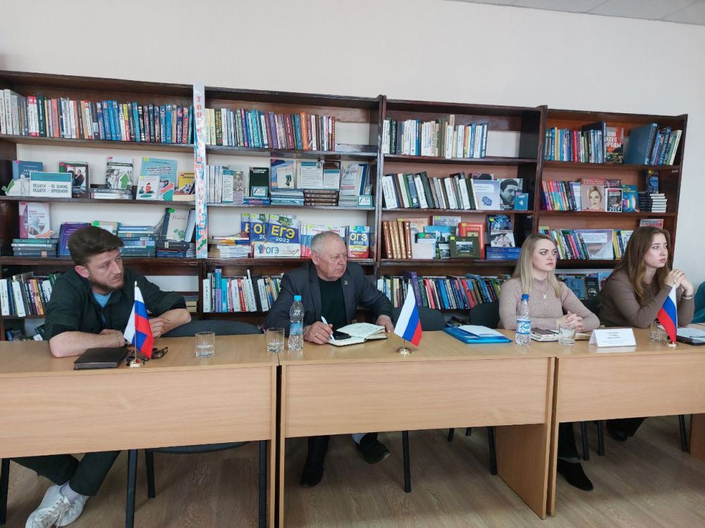 Продолжается цикл консультативно-методических мероприятий Минкультуры ЛНР Продолжается цикл консультативно-методических мероприятий Минкультуры ЛНР