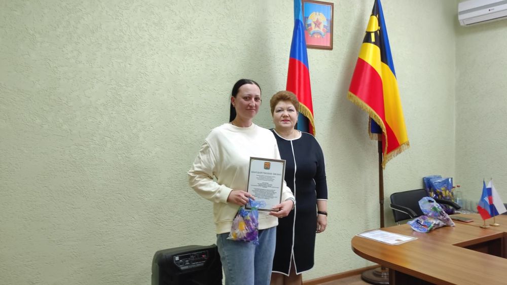 В Молодогвардейске чествовали работников ЖКХ В Молодогвардейске чествовали работников ЖКХ