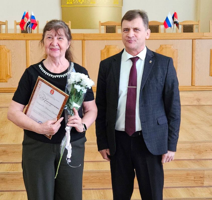 Искренние поздравления с профессиональным праздником! Искренние поздравления с профессиональным праздником!
