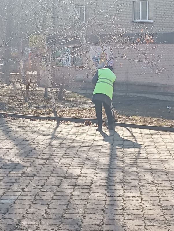С наступлением благоприятных погодных условий по поручению главы муниципалитета Сергея Саенко коммунальные службы незамедлительно приступили к благоустройству города С наступлением благоприятных погодных условий по поручению главы муниципалитета Сергея Саенко коммунальные службы незамедлительно приступили к благоустройству города