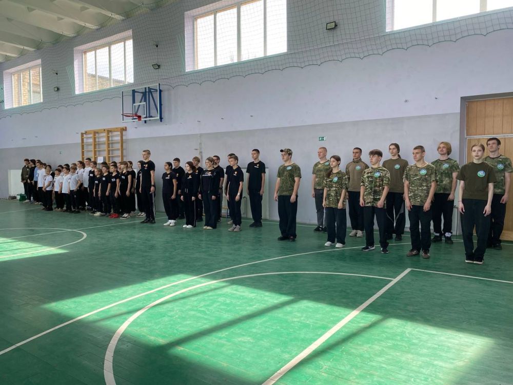 Сила, мужество, отвага: школьники Суходольска приняли участие в игре «Зарница» Сила, мужество, отвага: школьники Суходольска приняли участие в игре «Зарница»