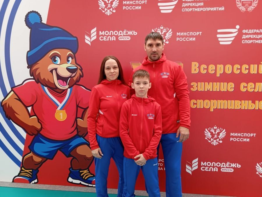 Троеборье дояров и соревнования трактористов: спортсмены со всей страны борются за медали на Всероссийских зимних сельских играх в Барнауле Троеборье дояров и соревнования трактористов: спортсмены со всей страны борются за медали на Всероссийских зимних сельских играх в Барнауле