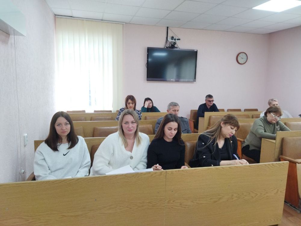 В Администрации городского округа город Ровеньки состоялось заседание Штаба по организации и проведению муниципального этапа Всероссийской военно-патриотической игры «Зарница 2.0» В Администрации городского округа город Ровеньки состоялось заседание Штаба по организации и проведению муниципального этапа Всероссийской военно-патриотической игры «Зарница 2.0»