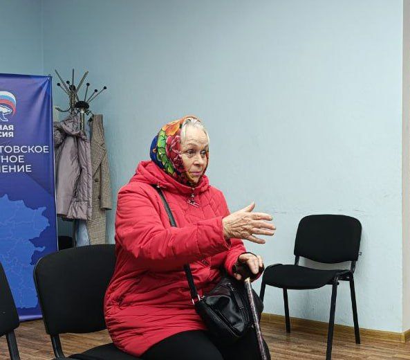 Заместитель главы Администрации Антрацитовского муниципального округа Елена Беседина провела еженедельный личный прием граждан, на котором также присутствовали представители структурных подразделений Администрации и... Заместитель главы Администрации Антрацитовского муниципального округа Елена Беседина провела еженедельный личный прием граждан, на котором также присутствовали представители структурных подразделений Администрации и...
