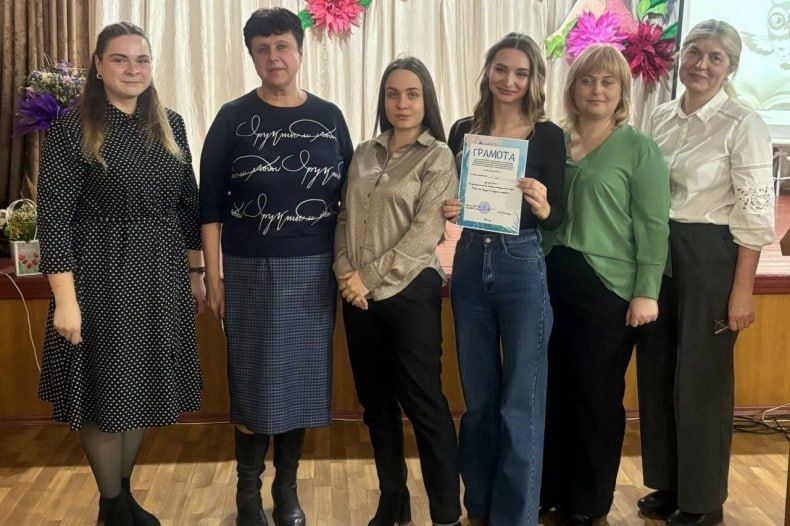 Школьники показали свои знания в интеллектуальной игре Школьники показали свои знания в интеллектуальной игре