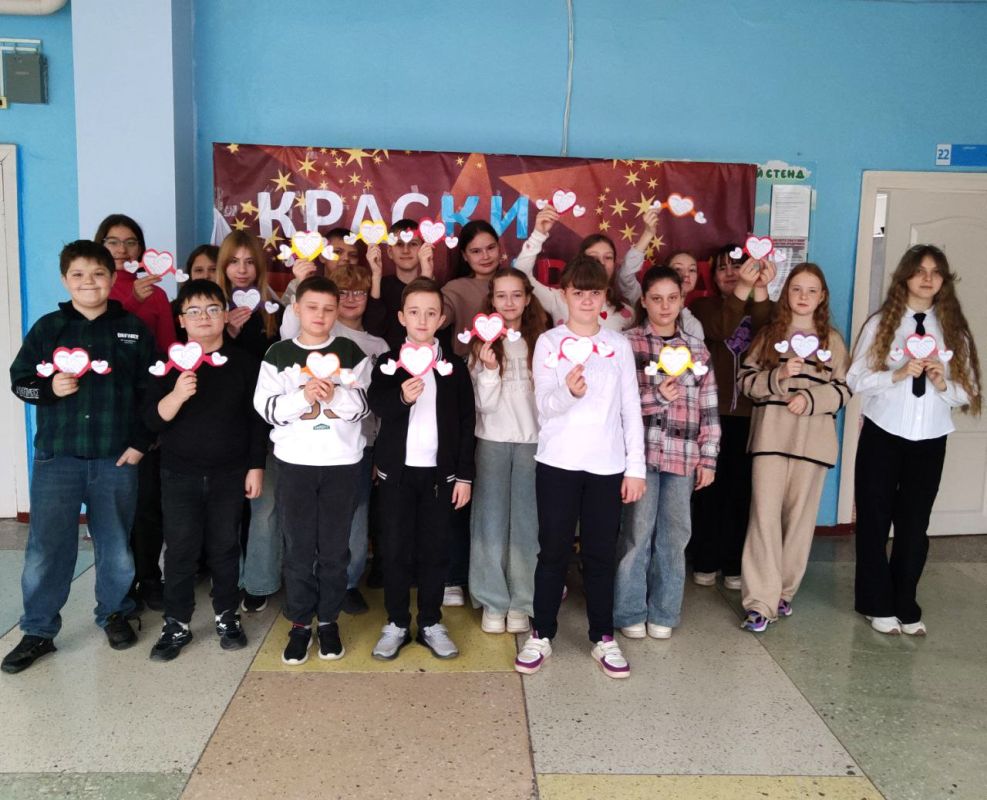 "Крымская весна" в школах Краснодонского округа "Крымская весна" в школах Краснодонского округа
