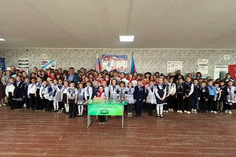 В пгт Бирюково открыли «Парту Героя» В пгт Бирюково открыли «Парту Героя»