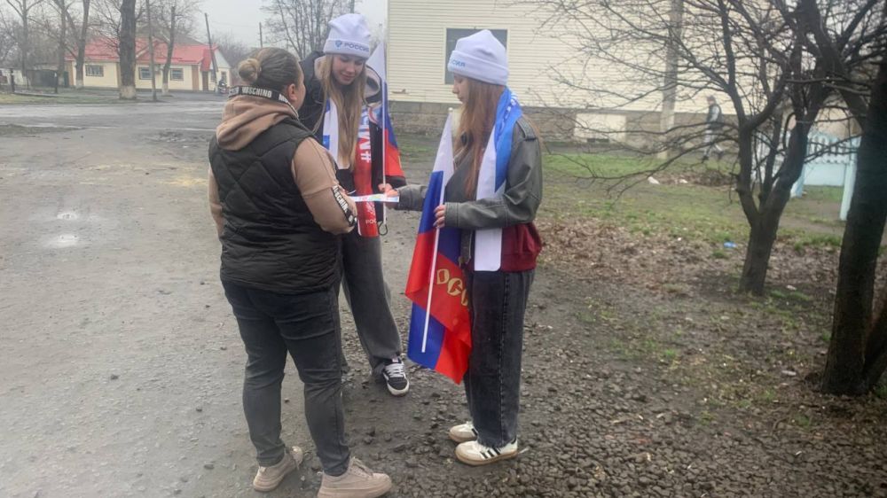 18 марта в нашей стране отмечается важная дата - День воссоединения Крыма с Россией 18 марта в нашей стране отмечается важная дата - День воссоединения Крыма с Россией