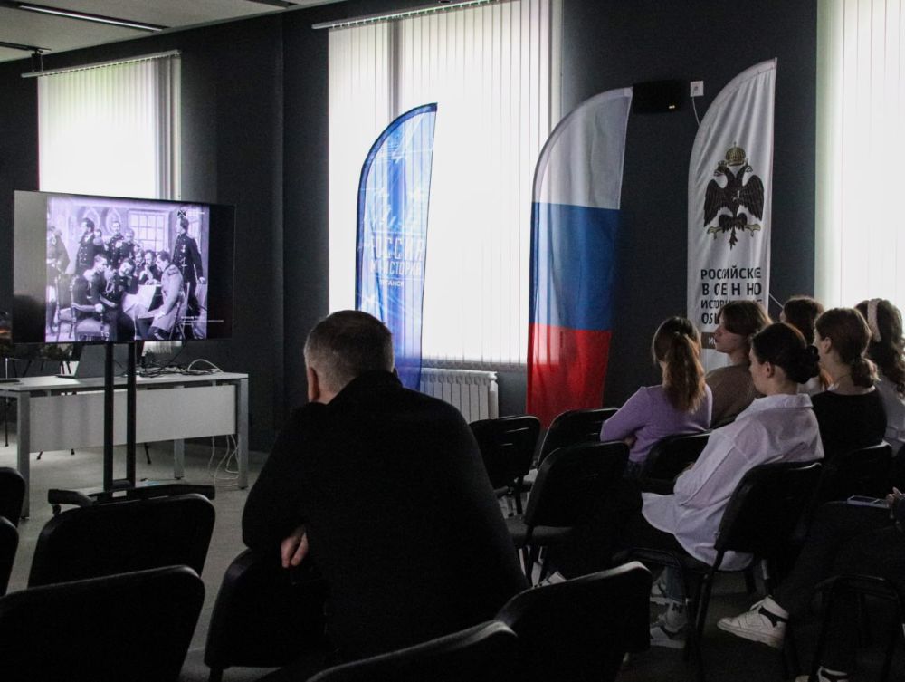 В Луганском историческом парке «Россия – моя история» 18 марта прошел показ первой российской полнометражной картины «Оборона Севастополя», посвященной Крымской войне 1853–1856 годов В Луганском историческом парке «Россия – моя история» 18 марта прошел показ первой российской полнометражной картины «Оборона Севастополя», посвященной Крымской войне 1853–1856 годов