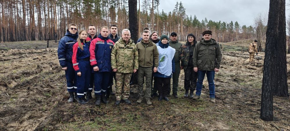 Виктор Водолацкий: 18 марта в России стартовала Международная акция «Сад Памяти», приуроченная к 80-летию Великой Победы Виктор Водолацкий: 18 марта в России стартовала Международная акция «Сад Памяти», приуроченная к 80-летию Великой Победы