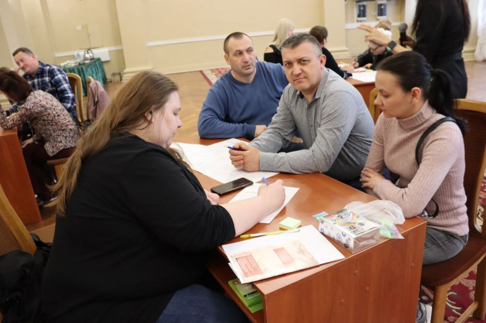 В Стаханове стартовала проектная сессия, посвященная благоустройству площади А. Стаханова и улицы Ленина В Стаханове стартовала проектная сессия, посвященная благоустройству площади А. Стаханова и улицы Ленина