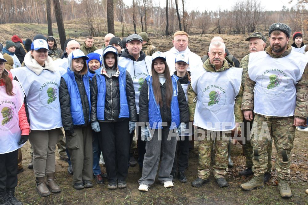 В Луганской Народной Республике стартовала международная акция «Сад памяти» В Луганской Народной Республике стартовала международная акция «Сад памяти»