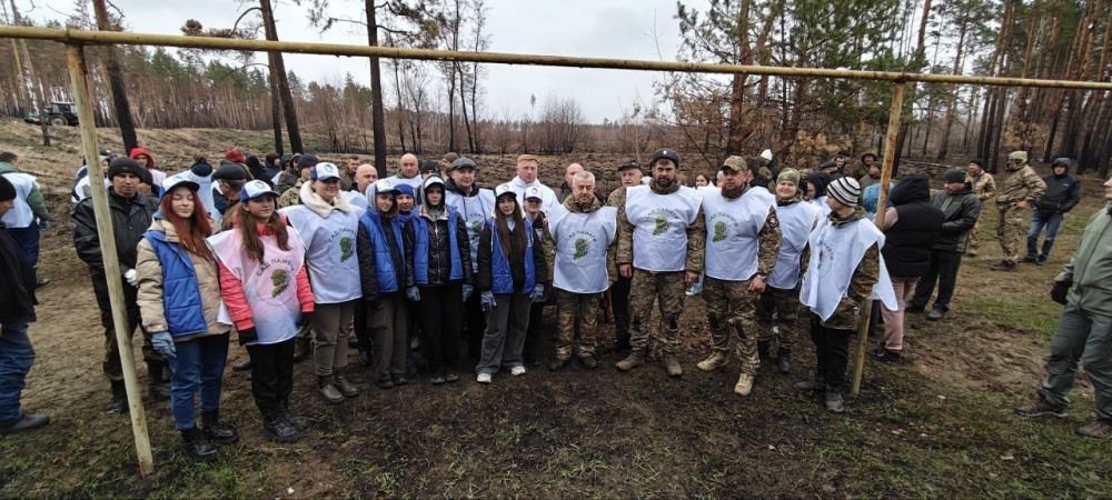 Виктор Водолацкий: 18 марта в России стартовала Международная акция «Сад Памяти», приуроченная к 80-летию Великой Победы Виктор Водолацкий: 18 марта в России стартовала Международная акция «Сад Памяти», приуроченная к 80-летию Великой Победы