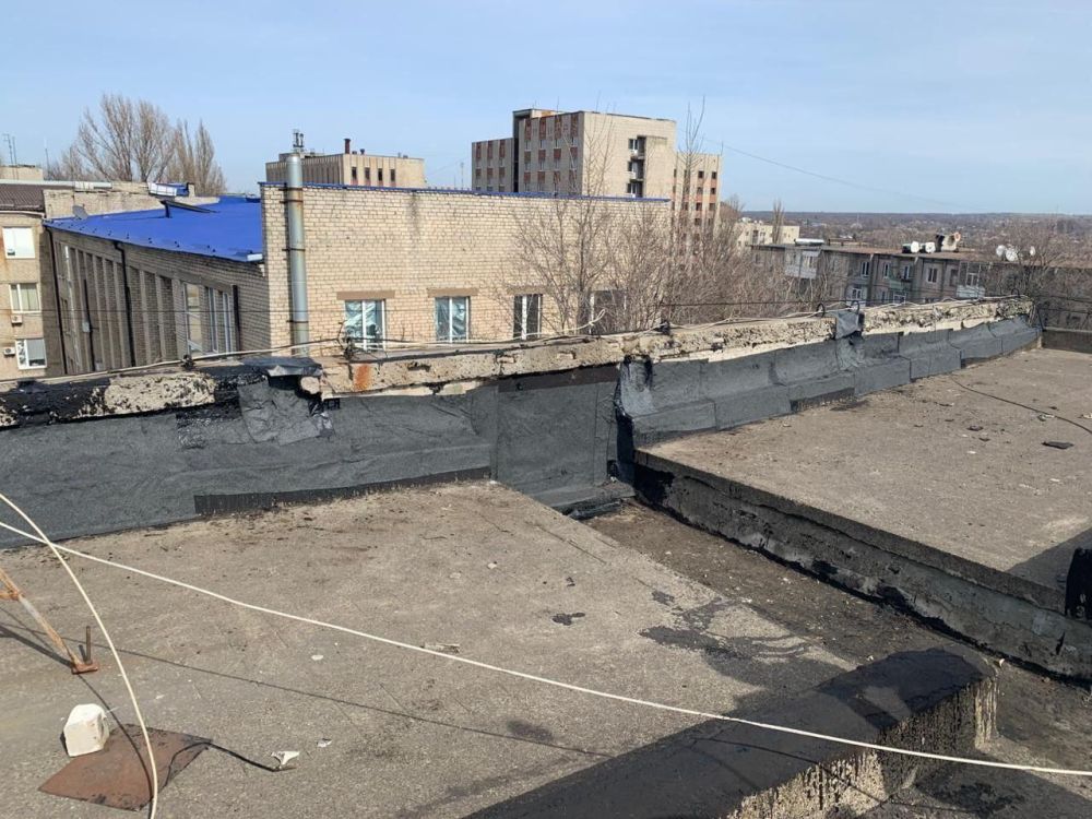 Коммунальная бригада из Калмыкии помогла устранить аварию Коммунальная бригада из Калмыкии помогла устранить аварию