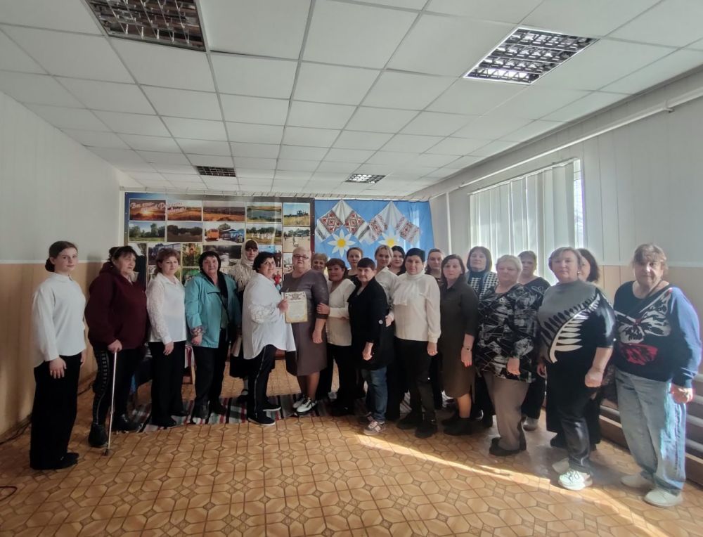 "Театр для всех" подарил Верхнешевырёвке спектакль о войне "Театр для всех" подарил Верхнешевырёвке спектакль о войне