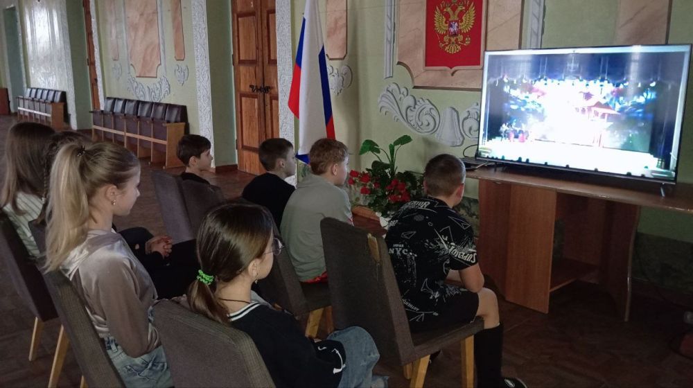 В Доме культуры им. Горького пгт Ясеновский был организован просмотр сказок, предоставленных Республикой Коми В Доме культуры им. Горького пгт Ясеновский был организован просмотр сказок, предоставленных Республикой Коми