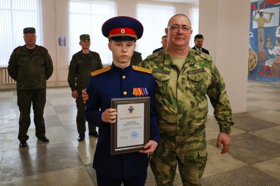 Офицеры центрального аппарата Следственного комитета России посетили Донецкую и Луганскую народные республики Офицеры центрального аппарата Следственного комитета России посетили Донецкую и Луганскую народные республики