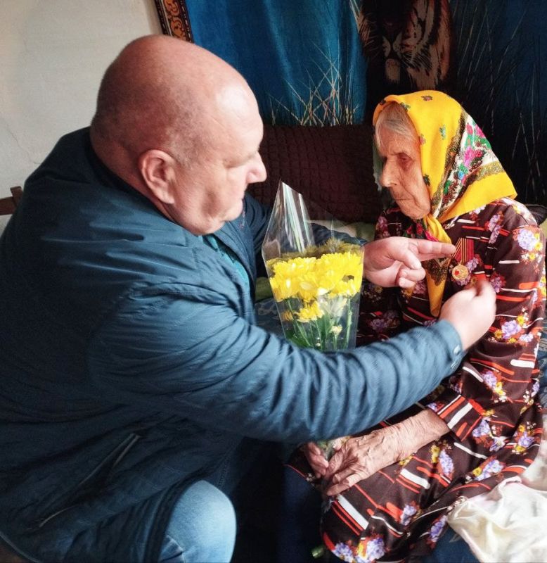 В прошлом году указом президента в ознаменование 80-летия Победы над фашистскими захватчиками учреждена Юбилейная медаль в честь 80-летия Победы в Великой Отечественной войне В прошлом году указом президента в ознаменование 80-летия Победы над фашистскими захватчиками учреждена Юбилейная медаль в честь 80-летия Победы в Великой Отечественной войне