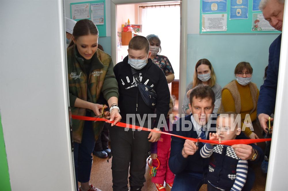 В Первомайской центральной городской многопрофильной больнице состоялось торжественное открытие двух комнат для досуга детей, проходящих лечение В Первомайской центральной городской многопрофильной больнице состоялось торжественное открытие двух комнат для досуга детей, проходящих лечение