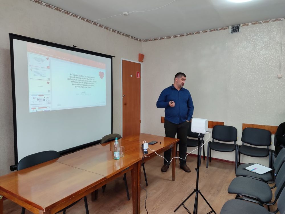 В Свердловском филиале Луганского центра медицины катастроф прошел обучающий семинар В Свердловском филиале Луганского центра медицины катастроф прошел обучающий семинар