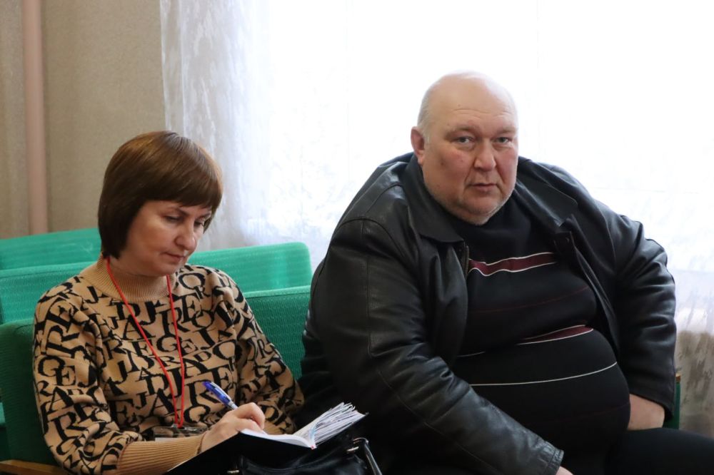 Евгений Бондарь: Каждый месяц на постоянной основе провожу выездные встречи с семьями погибших в ходе спецоперации земляков Евгений Бондарь: Каждый месяц на постоянной основе провожу выездные встречи с семьями погибших в ходе спецоперации земляков