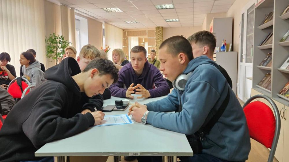 Череда мероприятий к юбилею Победы в Алчевске продолжается Череда мероприятий к юбилею Победы в Алчевске продолжается