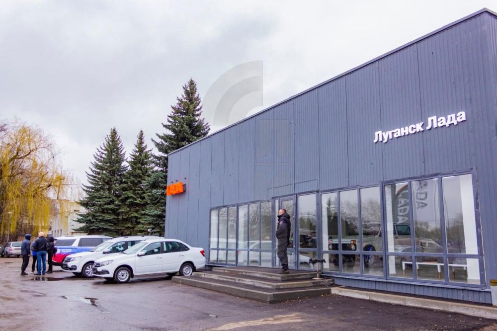 Первый автосалон "Луганск Лада" открылся на квартале Дзержинского в Луганске и вовсю работает Первый автосалон "Луганск Лада" открылся на квартале Дзержинского в Луганске и вовсю работает