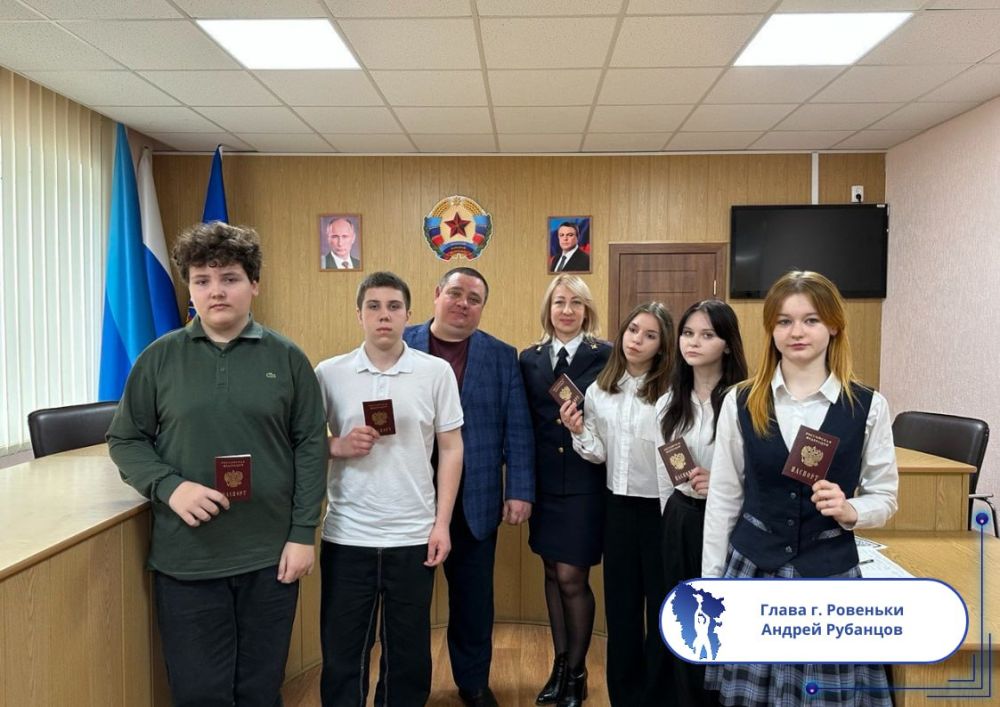Подборка о ГЛАВном. Глава г. Кировск - Виктория Сергеева Подборка о ГЛАВном. Глава г. Кировск - Виктория Сергеева