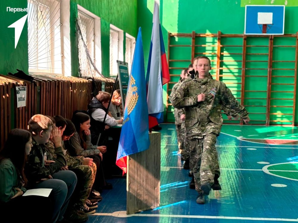 Молодежь ЛНР участвует в отборочном этапе Всероссийской военно-патриотической игры «Зарница 2.0» Молодежь ЛНР участвует в отборочном этапе Всероссийской военно-патриотической игры «Зарница 2.0»