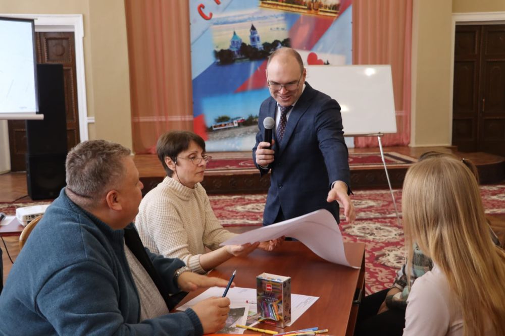 Стаханов: будущее центра города в наших руках! Стаханов: будущее центра города в наших руках!