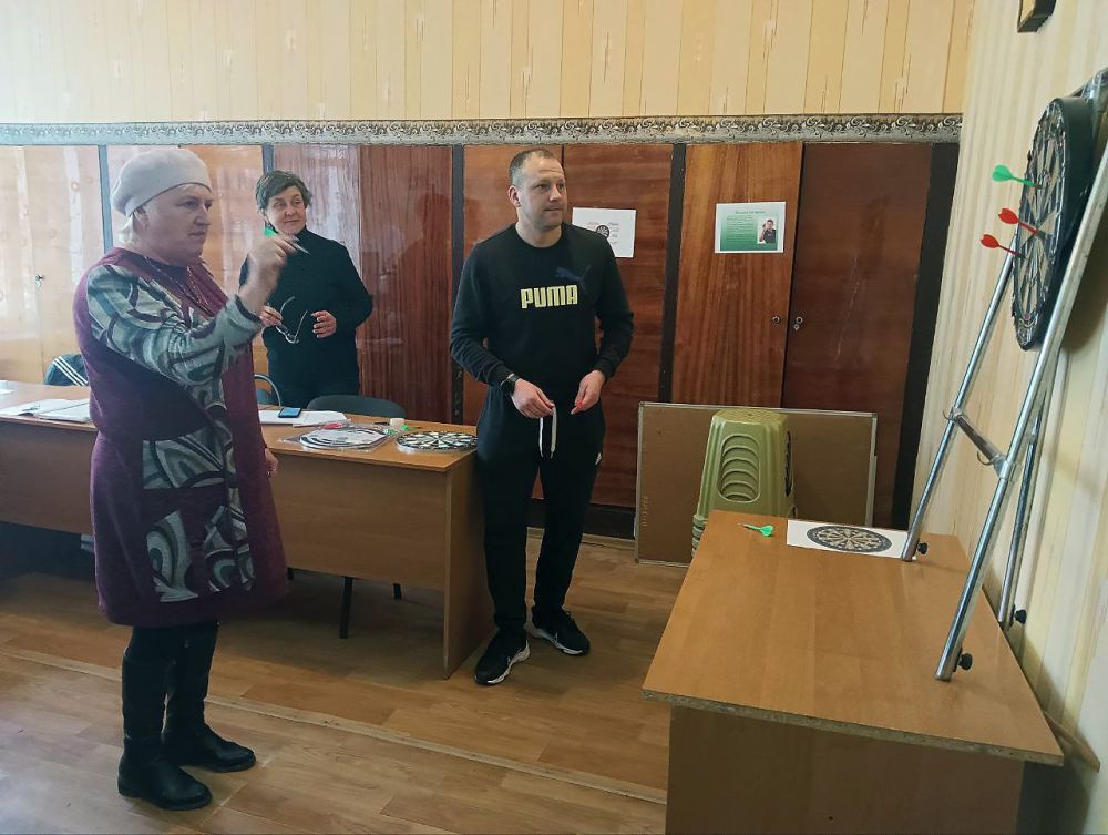 Дартс-турнир в Краснодонском центре социального обслуживания Дартс-турнир в Краснодонском центре социального обслуживания