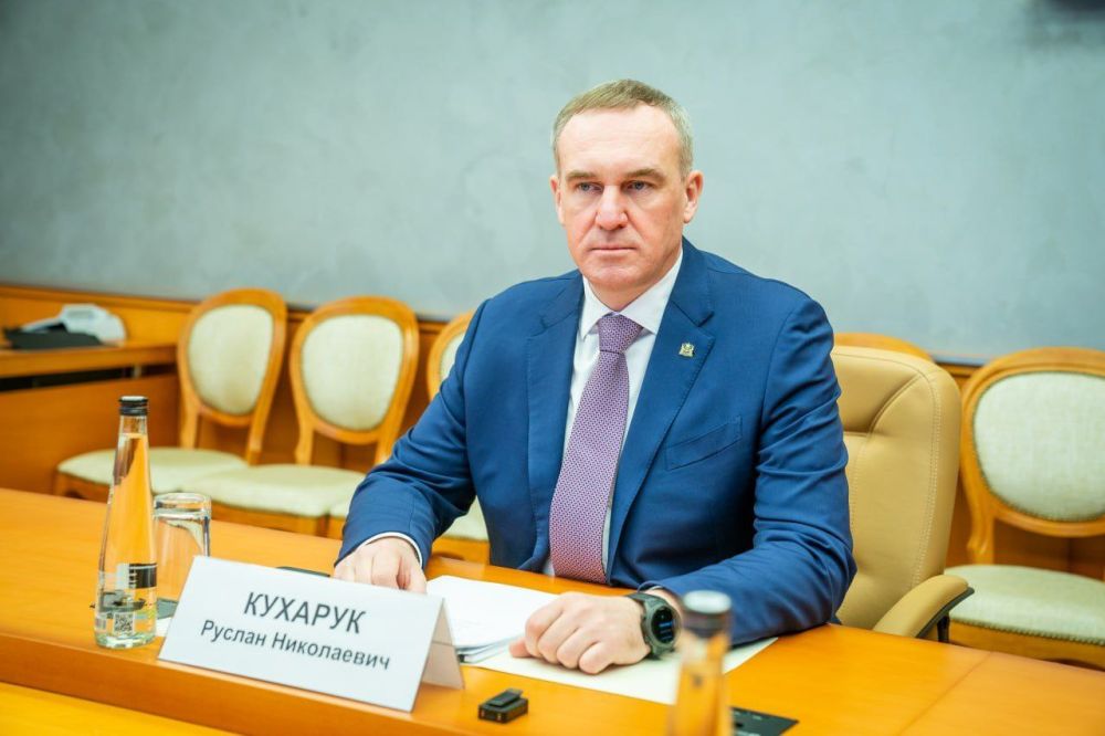 Заместитель начальника Управления Президента РФ по внутренней политике Евгений Грачев и сопредседатель ВАРМСУ Ирина Гусева сегодня работают в Югре Заместитель начальника Управления Президента РФ по внутренней политике Евгений Грачев и сопредседатель ВАРМСУ Ирина Гусева сегодня работают в Югре