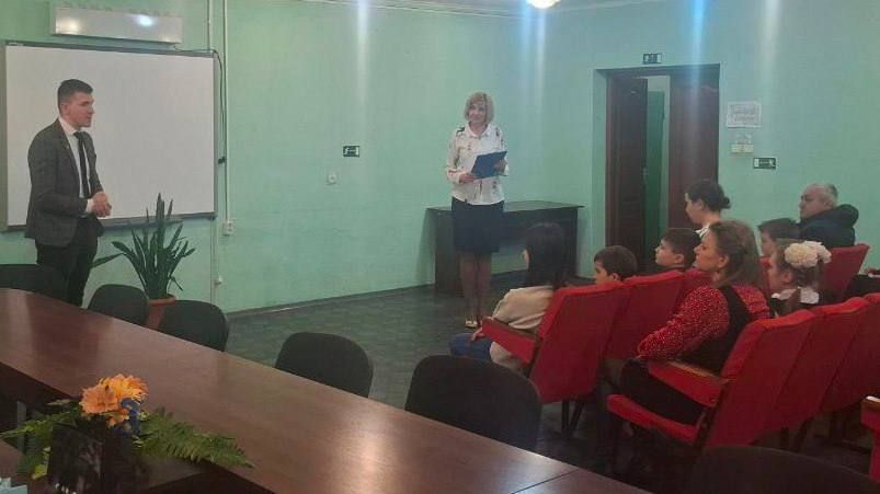 Подведены итоги республиканского фотоконкурса "Рабочие будни моих родителей" Подведены итоги республиканского фотоконкурса "Рабочие будни моих родителей"